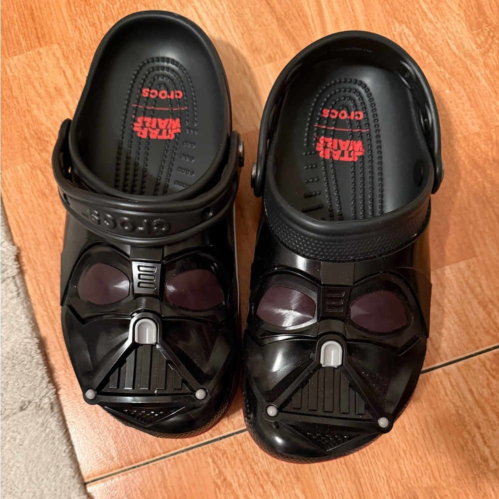 Crocs - Picture 7 of 7